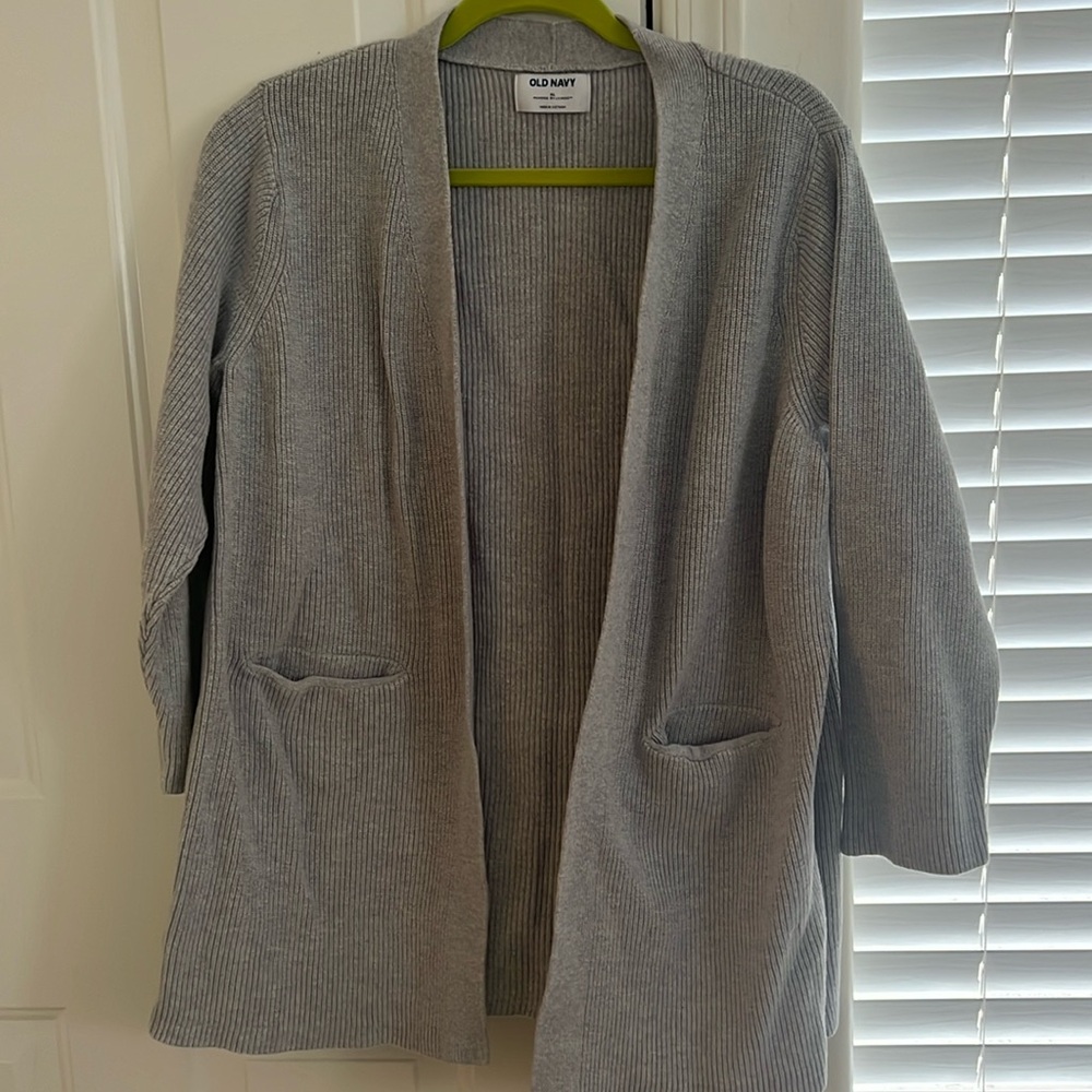 Shaker Stitch Gray Cardigan w/pockets